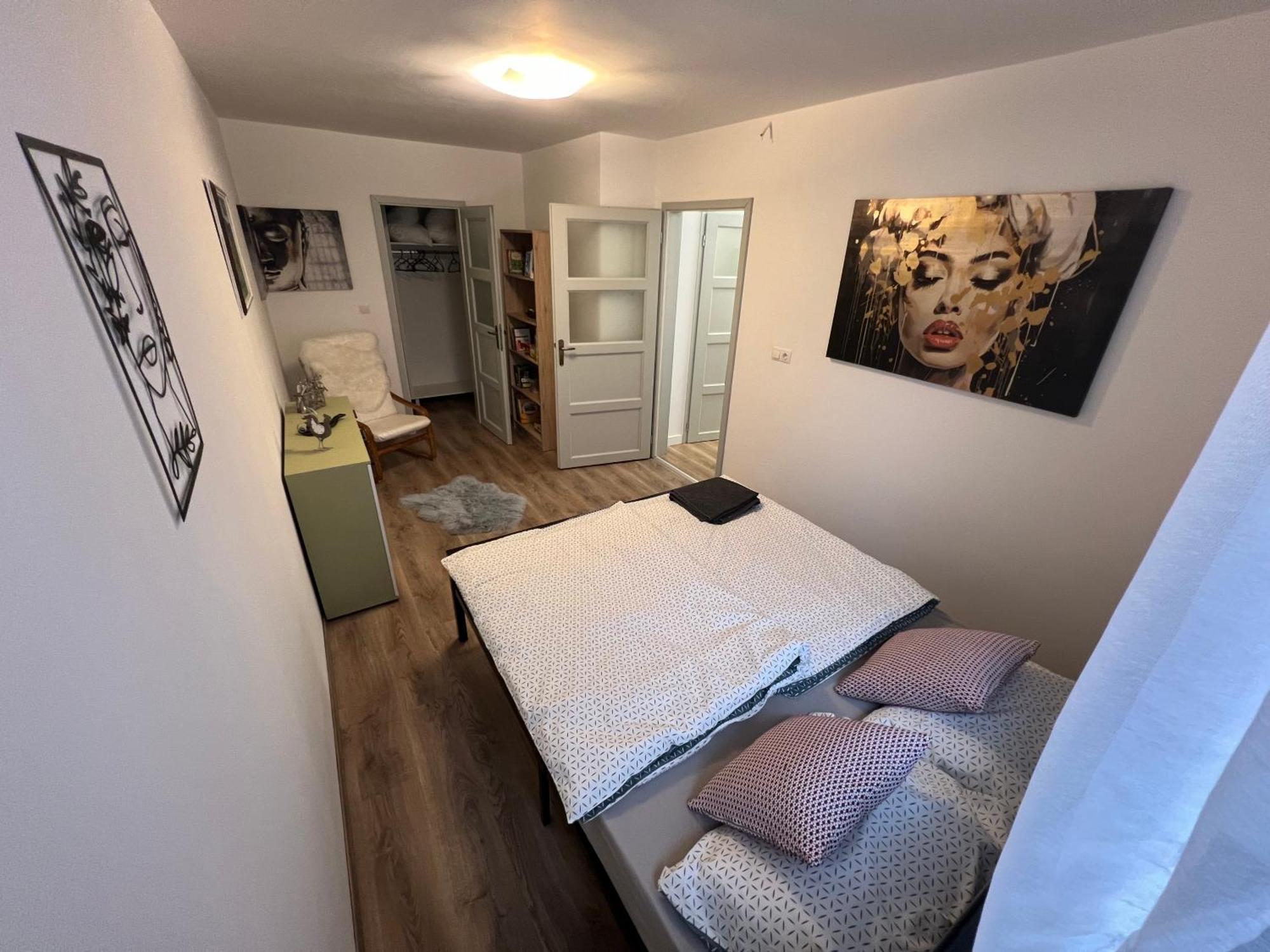 Garay26 Apartman Pécs Esterno foto